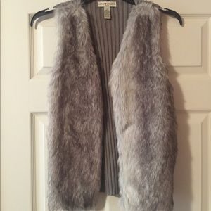 Fur vest